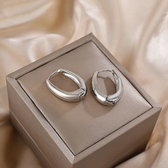 UNI- 11057-8 - Oval Shape Silver - Earring