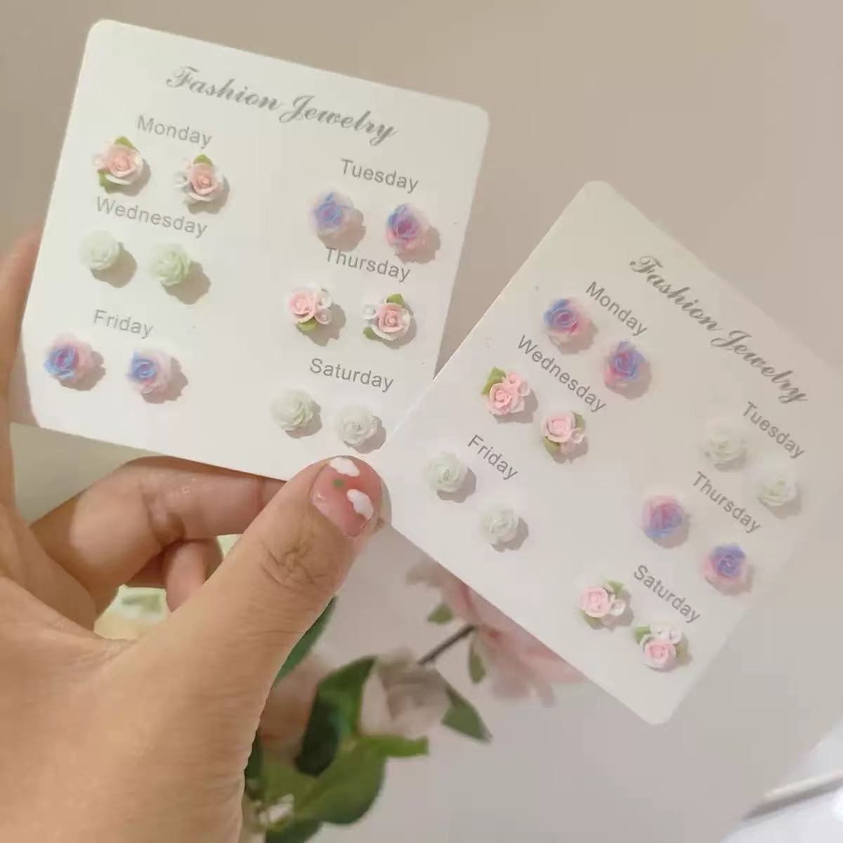 UNI-11586 - Colorful Flowers - Ear Studs Set Of 6