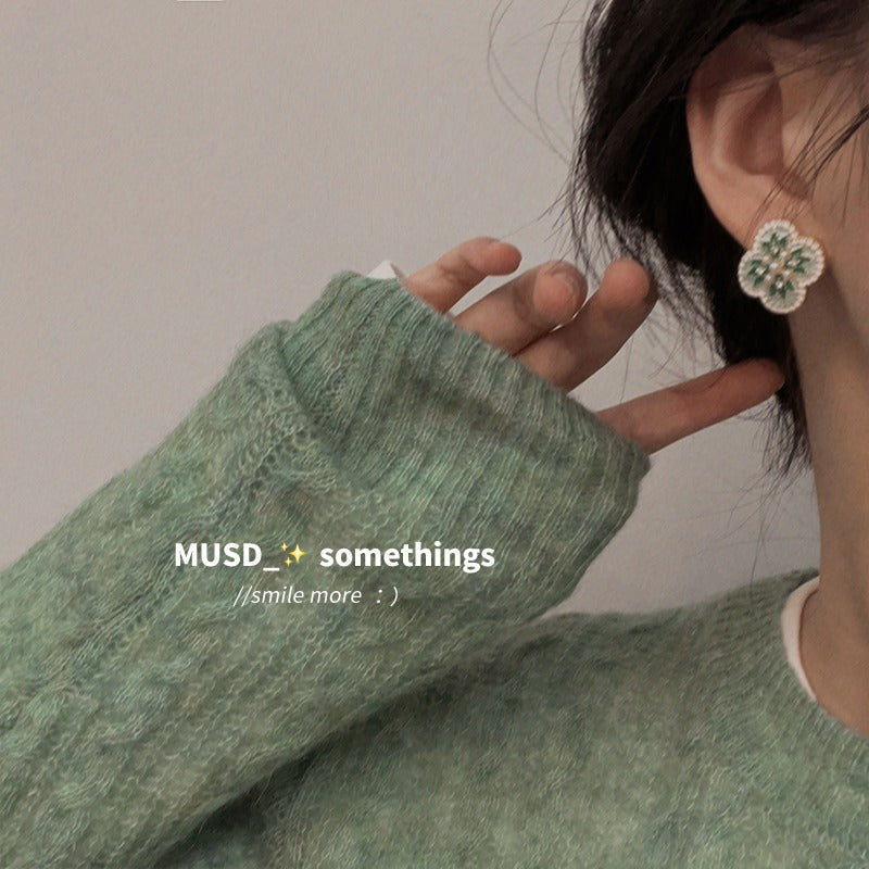 UNI- 11577 -Pearly Flower  - Earring